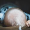 Læsegruppe for forældre på barsel baby